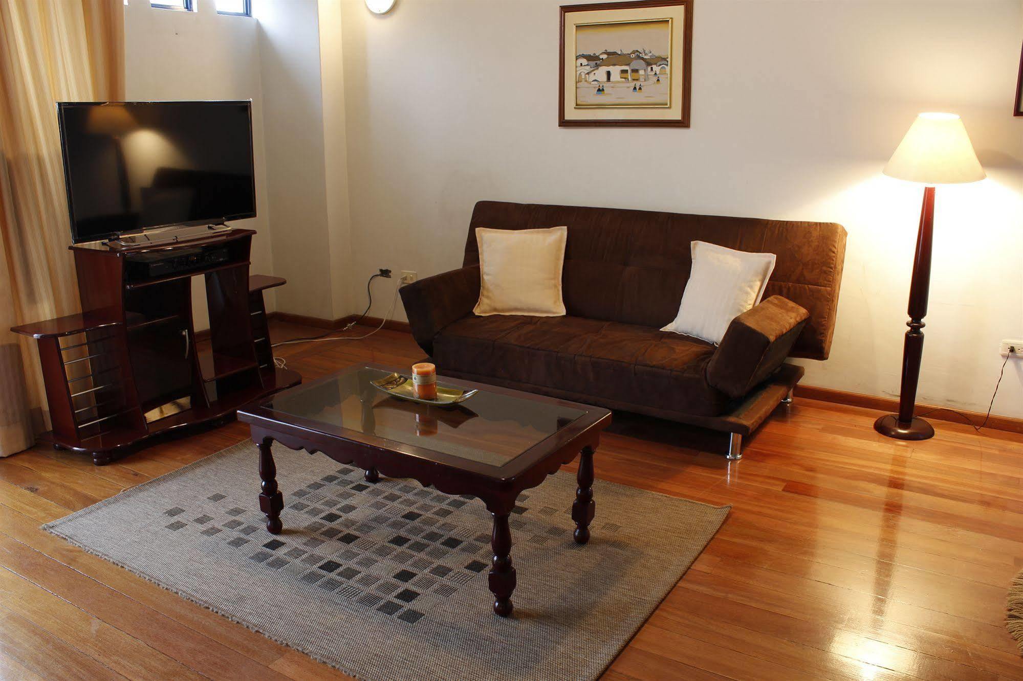 Suites Metropoli Quito Luaran gambar