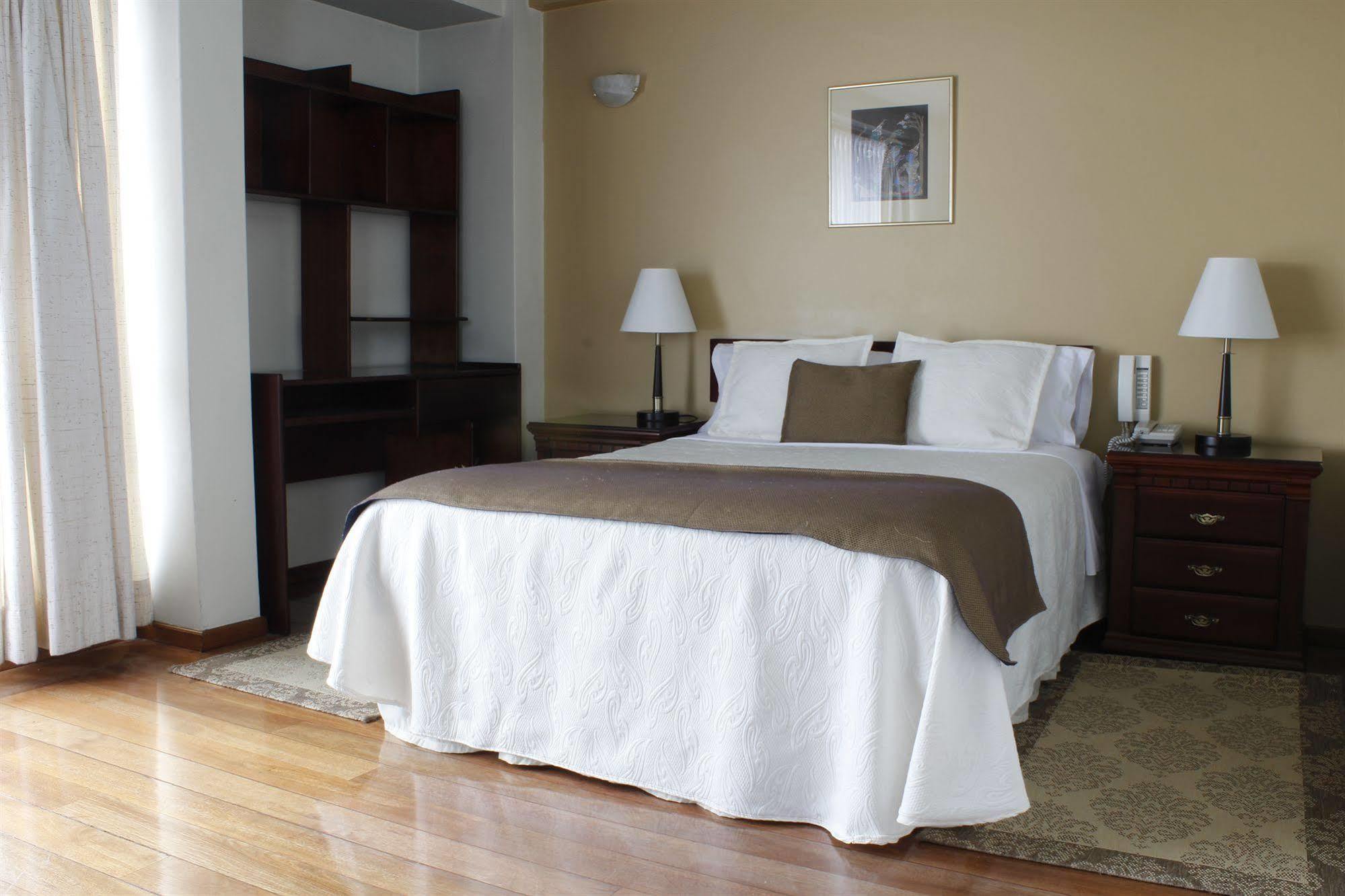 Suites Metropoli Quito Luaran gambar